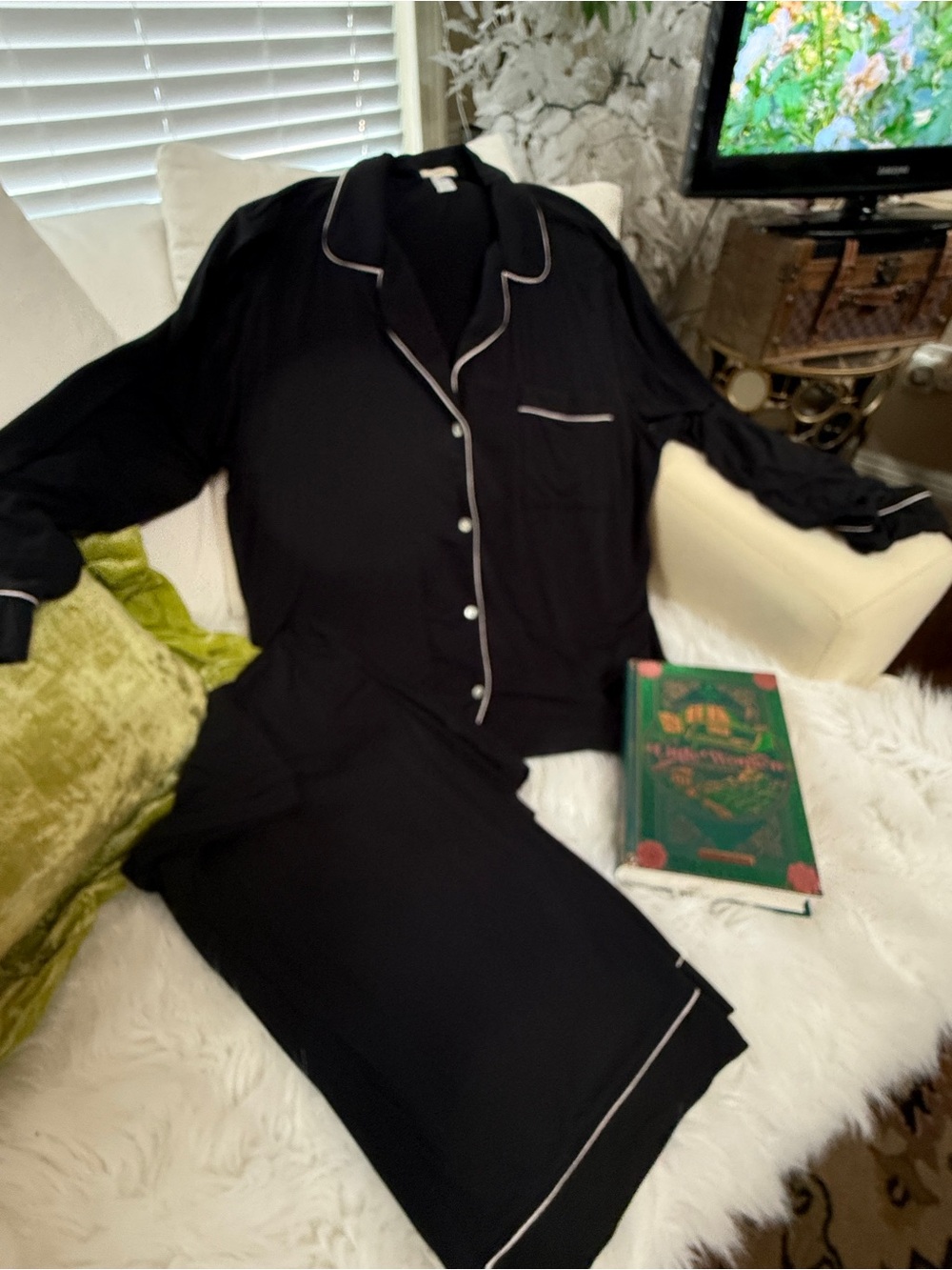 Eberjey Black Pajama Set with Ivory Piping - Picture 3 of 4